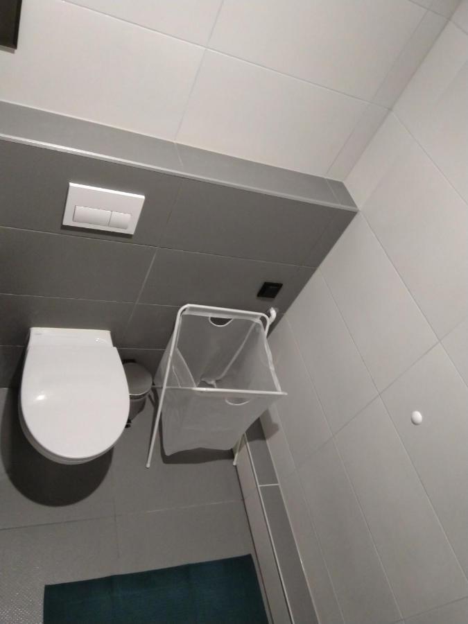Апартаменты Apartament Zielona Wierzba Blisko Sky Tower Вроцлав Экстерьер фото