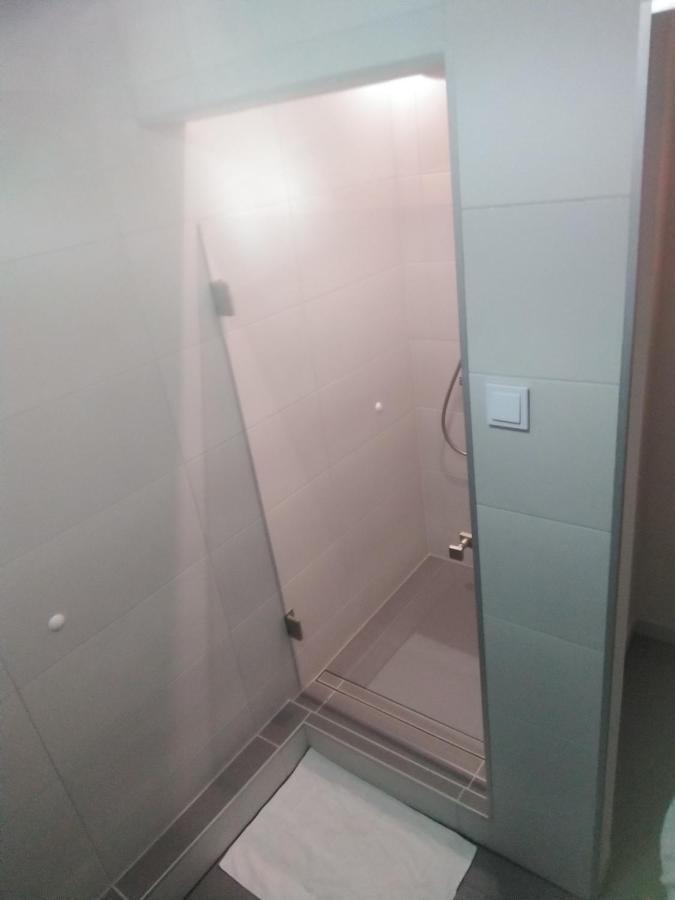 Апартаменты Apartament Zielona Wierzba Blisko Sky Tower Вроцлав Экстерьер фото